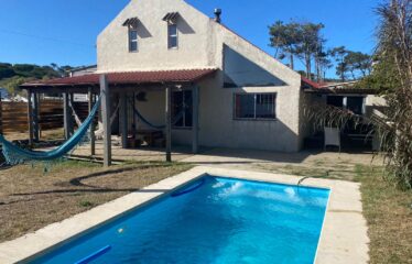 Chalet tres dormitorios en Punta del Diablo